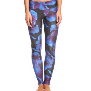 Onzie flower leggings. S/m